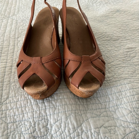 Retro Nicole leather wedge shoes Sz. 7 - Picture 4 of 7